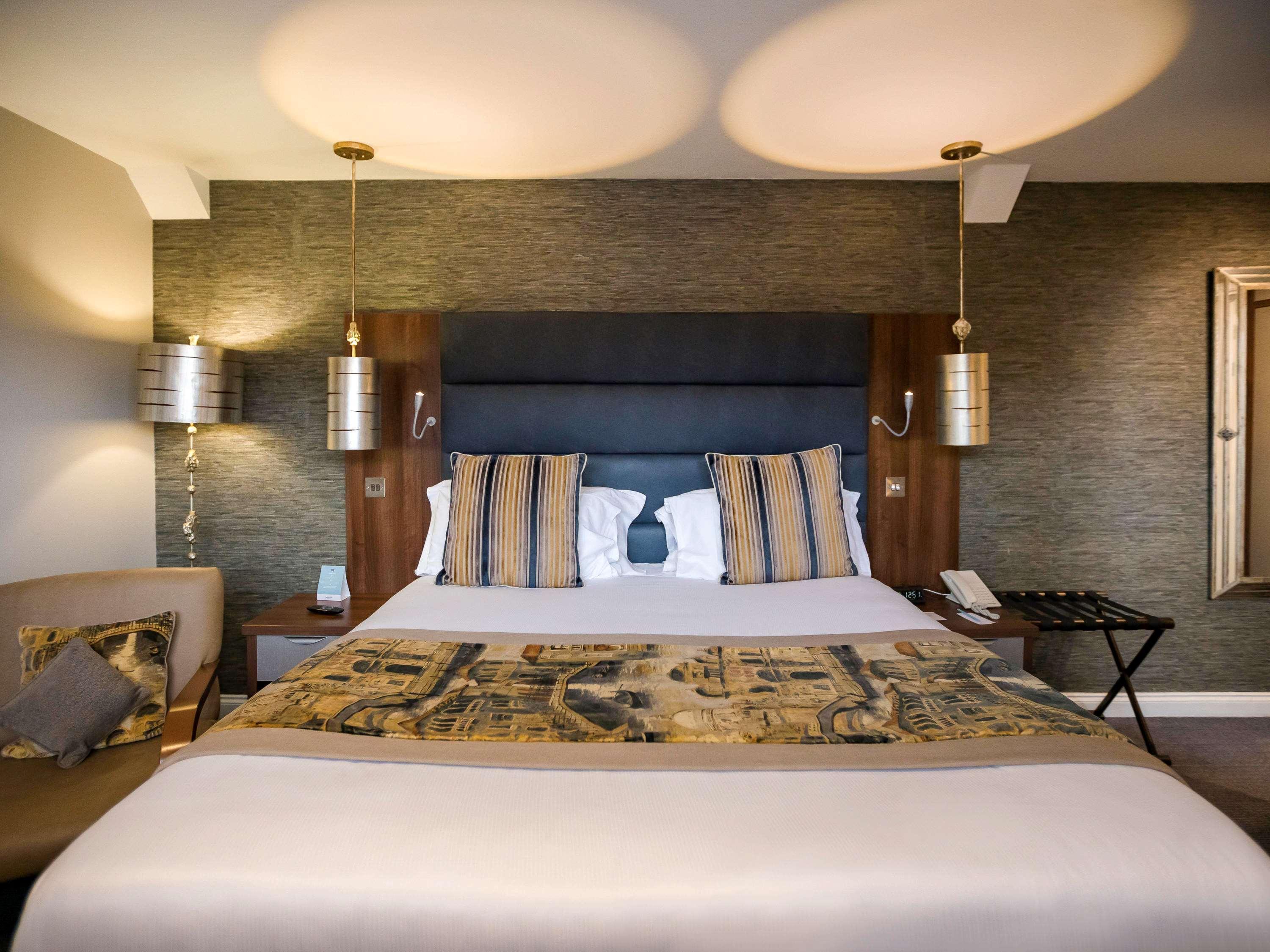 Mercure Milton Keynes Hotel Екстер'єр фото