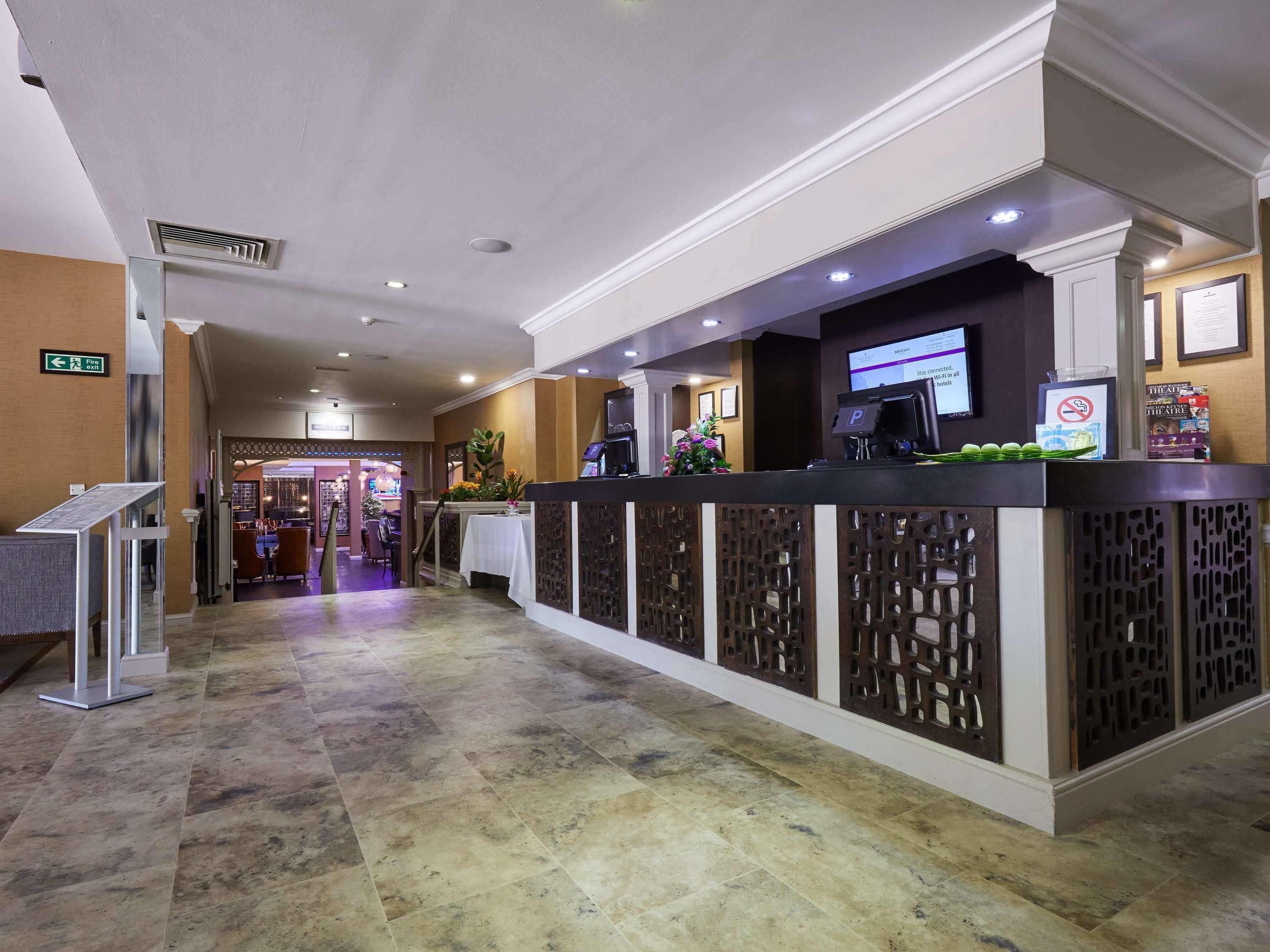 Mercure Milton Keynes Hotel Екстер'єр фото