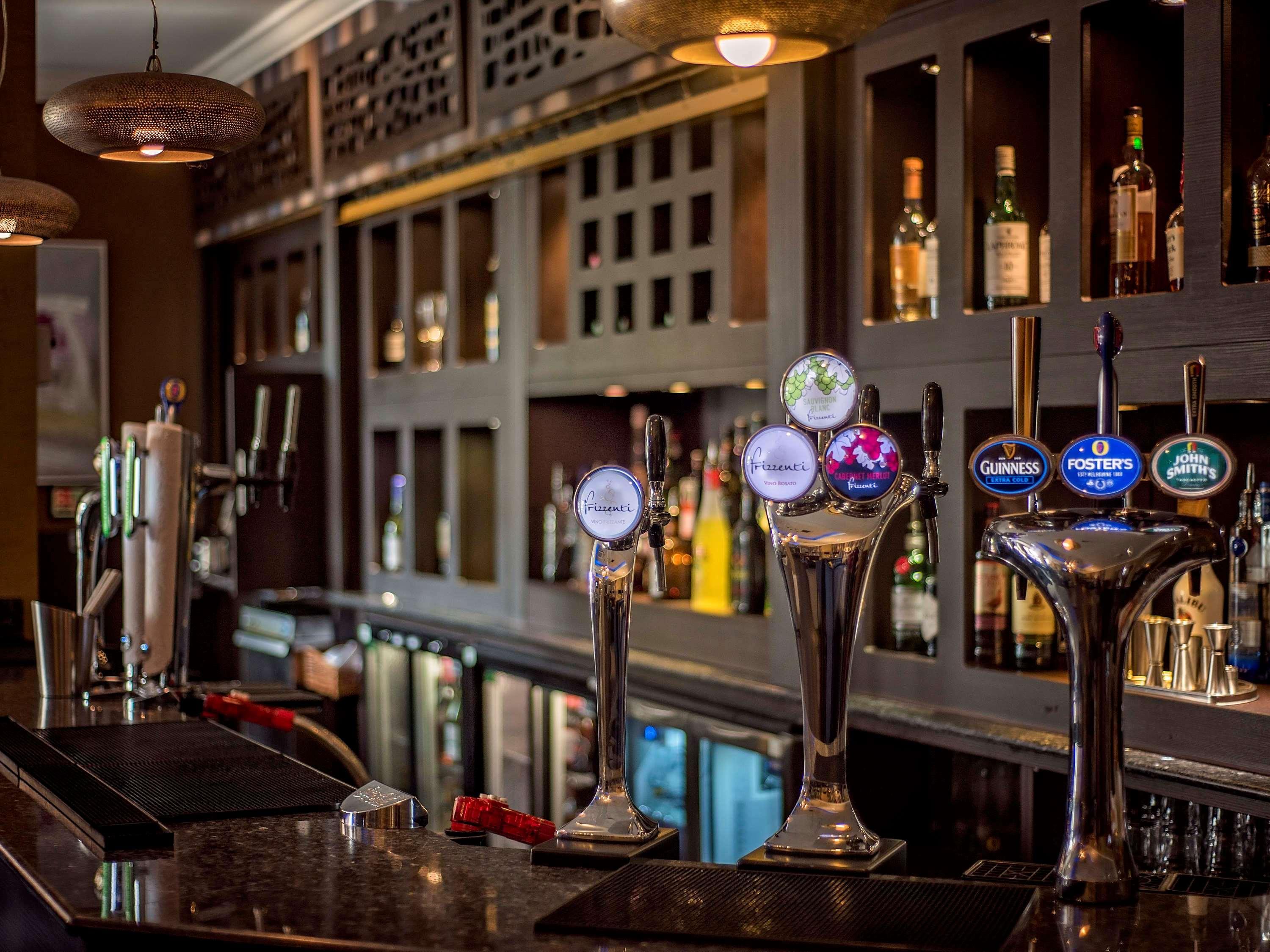 Mercure Milton Keynes Hotel Екстер'єр фото