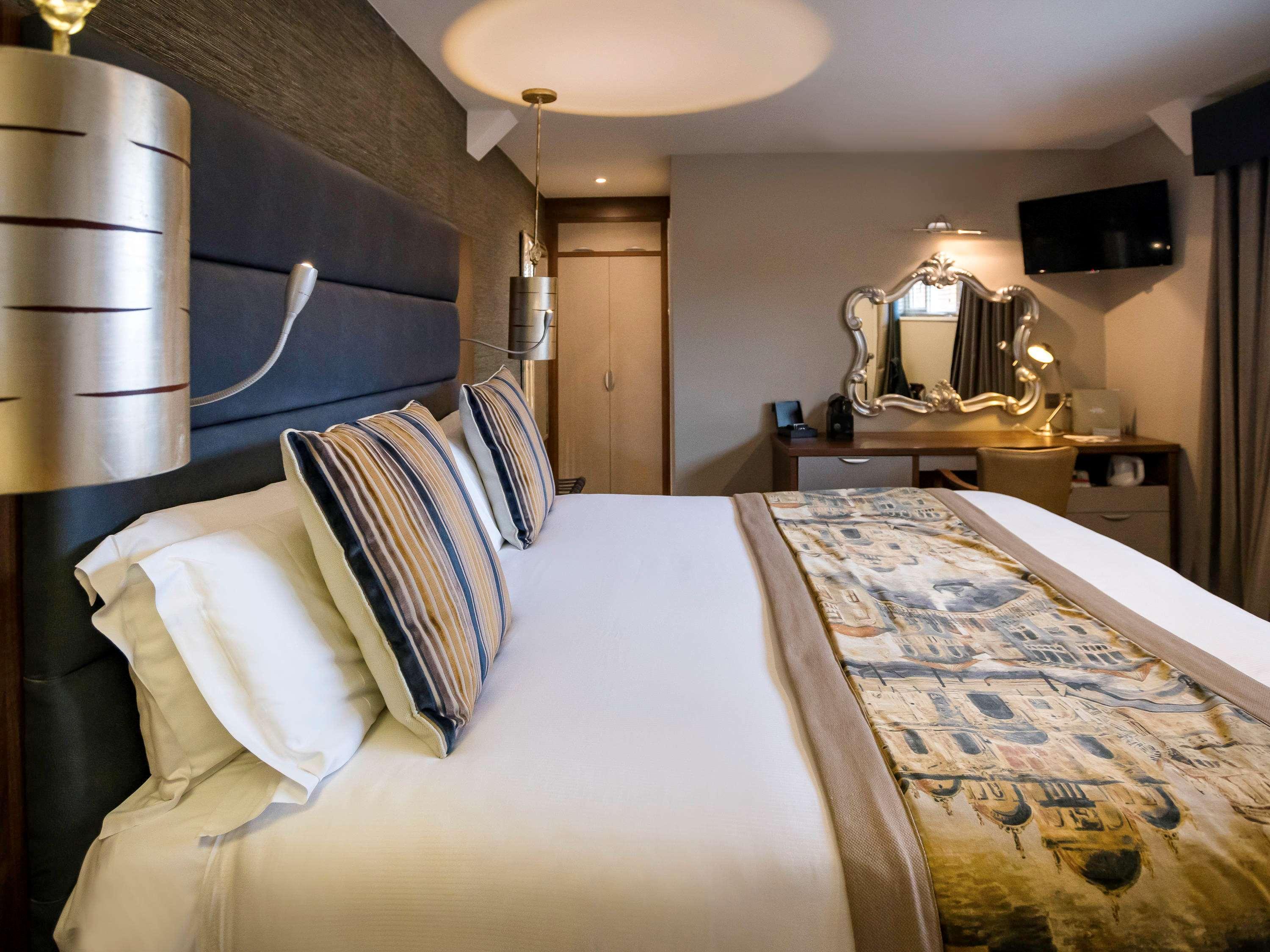 Mercure Milton Keynes Hotel Екстер'єр фото