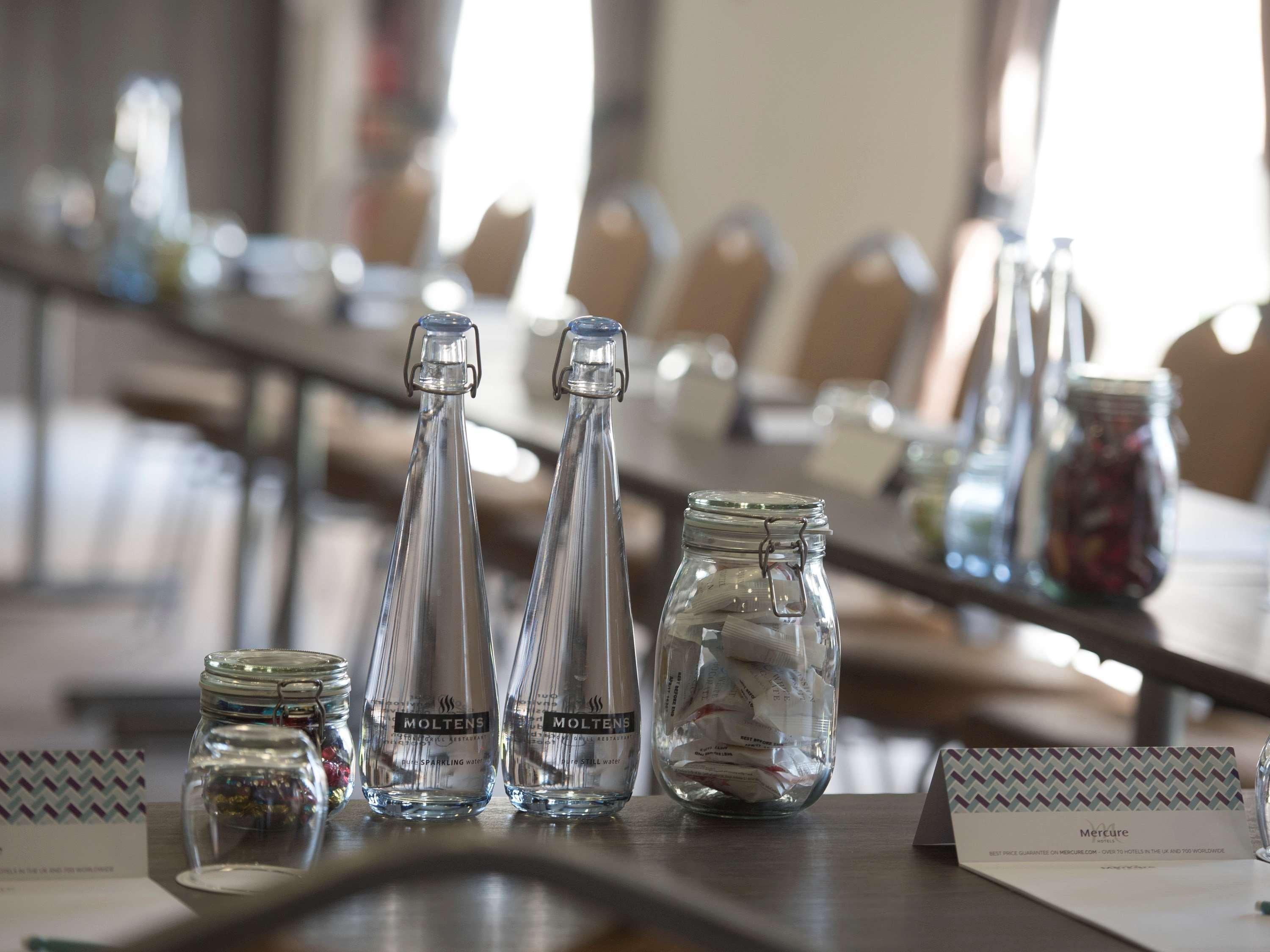 Mercure Milton Keynes Hotel Екстер'єр фото